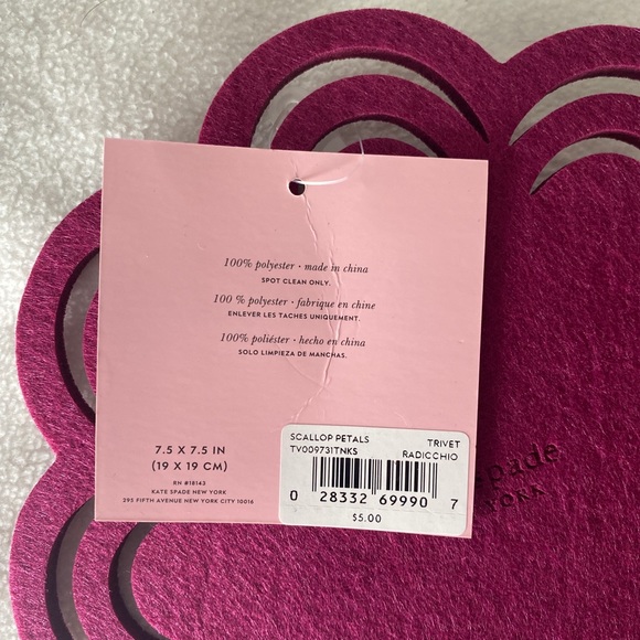 KATE SPADE New York Scallop Petals Trivet Radicchio - Picture 2 of 5